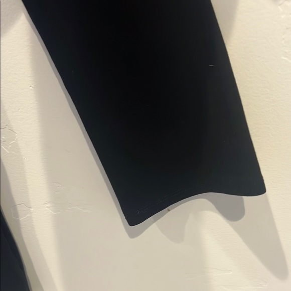 Silence and noise Chic Black V-Neck mini dress - Picture 5 of 5